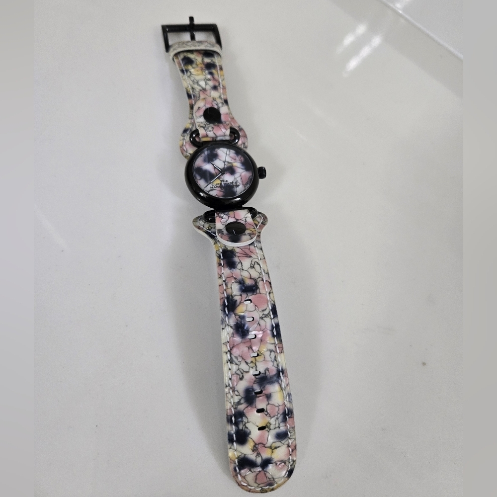 Marc Jacobs Marble Pattern Cuff Watch - image 5